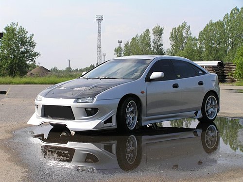 Mazda323F - 1