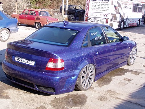 Audi - 3