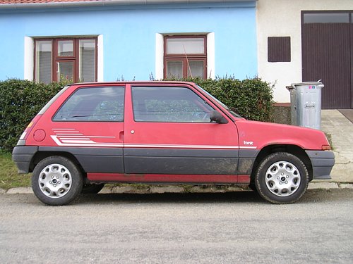 Renault - 2
